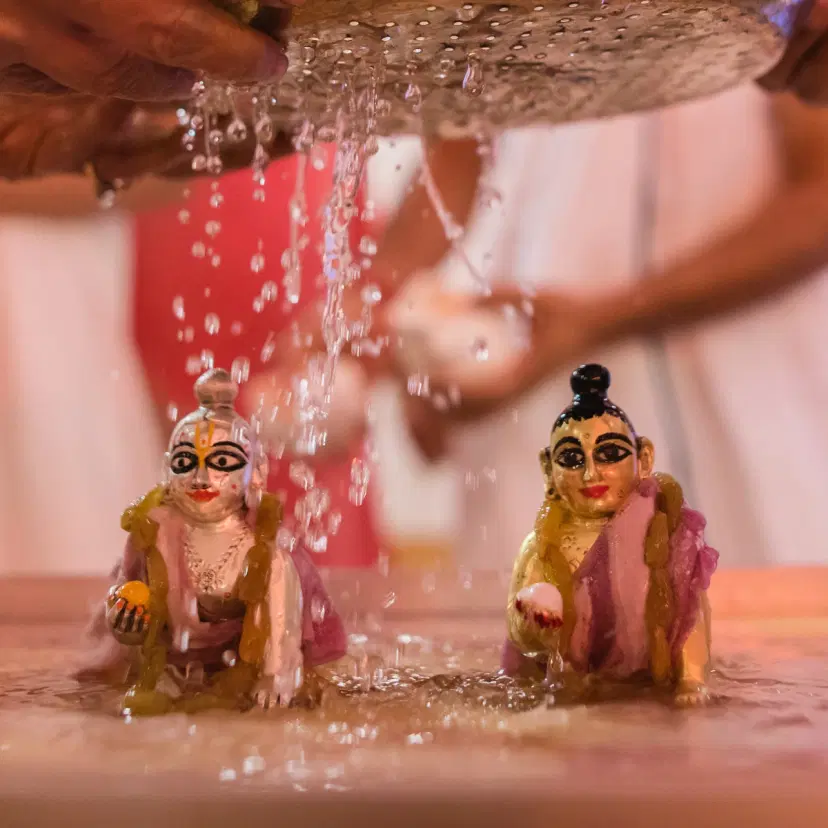 Abhishekam In Govardhan